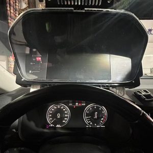 แผงหน้าปัด LCD ของ Volvo